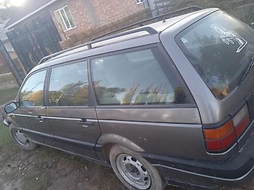 Volkswagen Passat Variant: 1990 г., Универсал