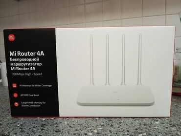 Модемы и сетевое оборудование: Продаю wifi роутер Xiaomi Mi Router 4A. Почти новый, пользовались 2