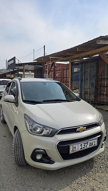 малолитражные машины: Chevrolet Spark: 2016 г., 0.1 л, Вариатор, Бензин, Хэтчбэк — 1
