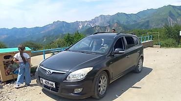 aion авто: Hyundai i30: 2009 г., 1.6 л, Автомат, Дизель, Универсал — 8