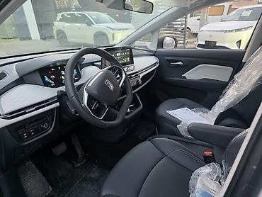 автомат машина новый: Changan Qiyuan Q05: 2024 г., Автомат, Электромобиль, Универсал — 8