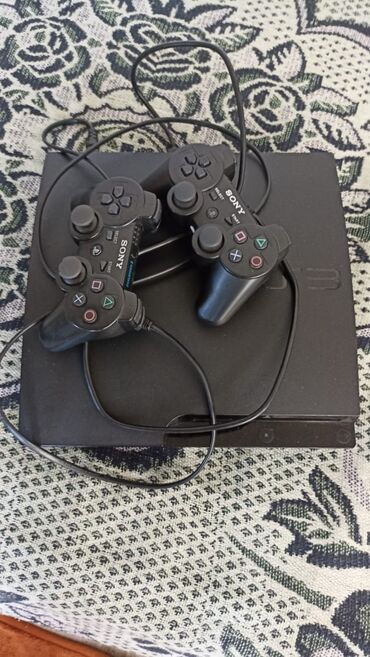 PS3 (Sony PlayStation 3): Продаю Игровая консоль прошитая где-то есть 12,13 игр состояние
