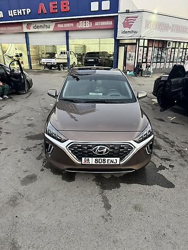 Hyundai: Hyundai Ioniq: 2019 г., 1.6 л, Автомат, Гибрид, Лифтбек — 3