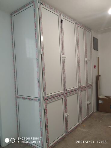 Sifarişlə dolablar: Plastik şkafıların sifarişi Ağ rəngdə 1 kvadratı 90 azn Rəngli 1 — 29