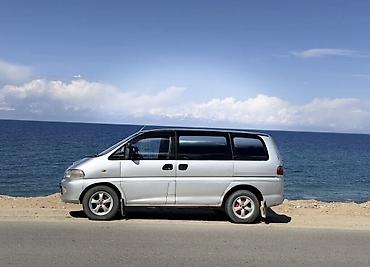 мини фура: 🚐 MITSUBISHI DELICA SPACE GEAR — НАДЁЖНЫЙ, ВМЕСТИТЕЛЬНЫЙ И — 3
