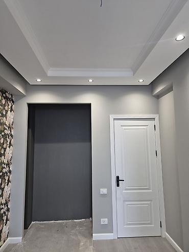 Təmir işləri: - Daxili dizayn: açıq-boz və ağ tonlarda müasir üslub, hamar divar — 12