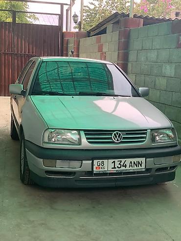 s4 2 2: Volkswagen Vento: 1996 г., 1.8 л, Механика, Бензин, Седан — 2
