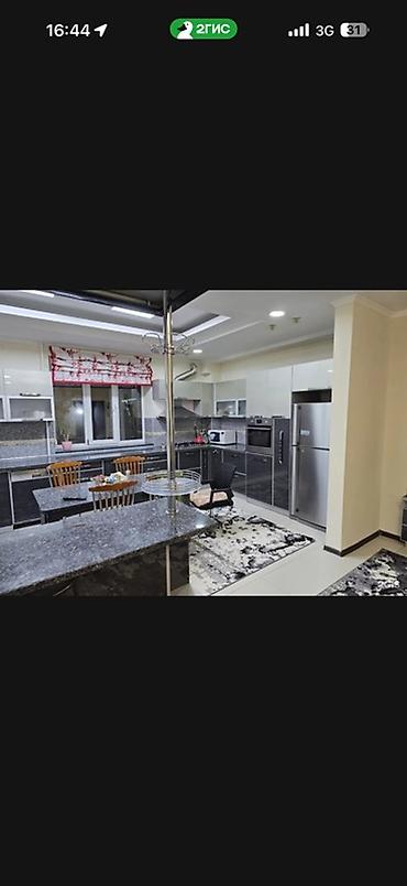 Аренда отелей и хостелов: Хостел/комнаты с койко‑местами в просторном особняке. Так же на месяц — 11