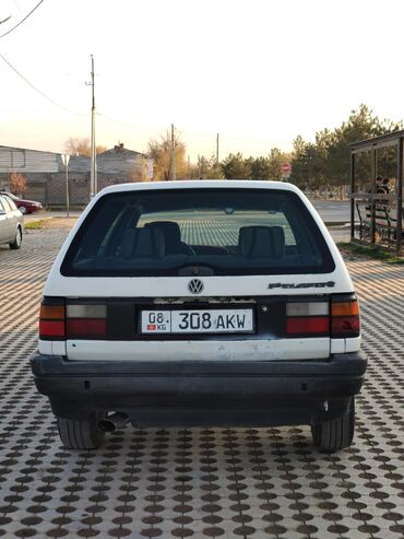 Volkswagen: Volkswagen Passat: 1992 г., 1.8 л, Механика, Бензин, Универсал — 4