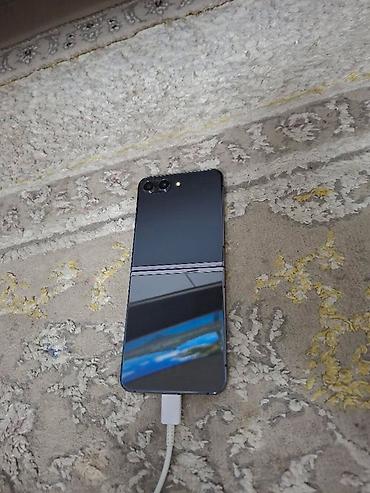 Samsung Galaxy Z Flip5 (модель SM-F731B) Характеристики и