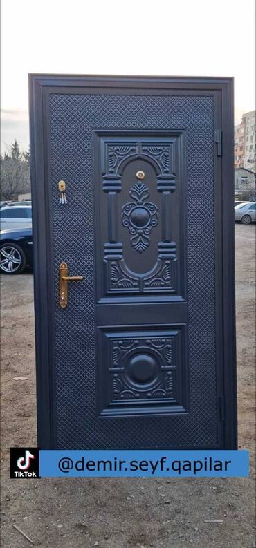 Giriş qapıları: Seyf qapılar Münasib qapılar Dəmir qapı Ev qapıları Çöl qapısı — 21