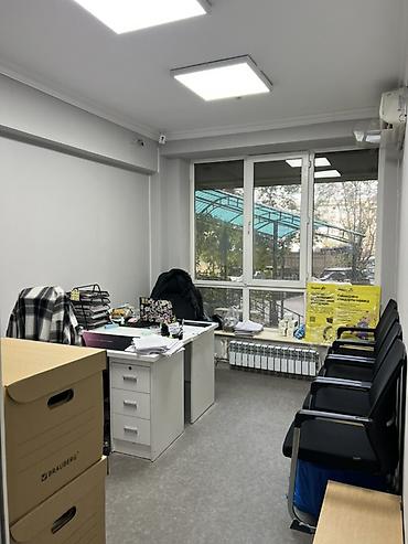 киевска: Сдаю Офис целиком: 129 м², С ремонтом, С системой безопасности — 3