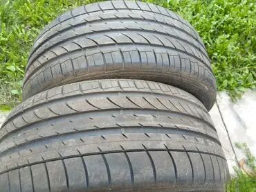 Gume i felne: 2 komada. Kao Nove — 1