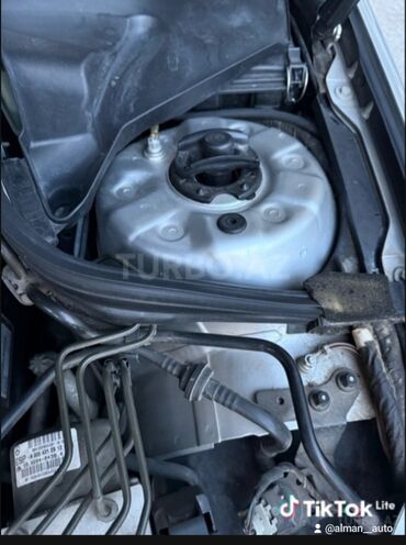 Mercedes-Benz: Masin ela veziyette di Cox xerc cekilib Garajdadi, surulmur, xinda — 6