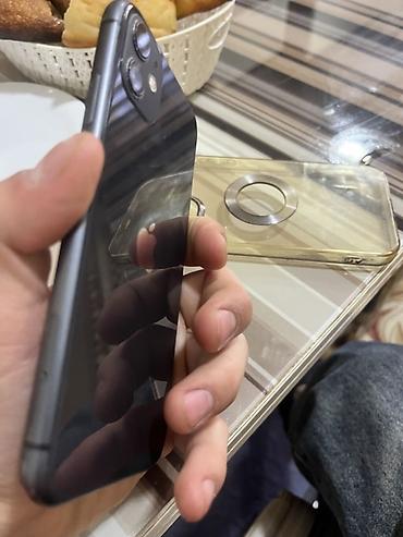 Apple iPhone: IPhone 11, Qara, Face ID — 5