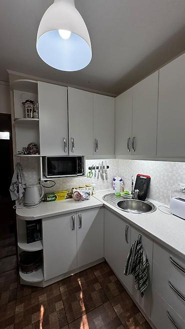 Батирлер: 2 бөлмө, 43 м², 5-мкр 104-серия, 1 кабат, Жаңы ремонт — 3