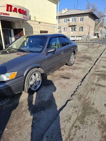 Toyota: Toyota Camry: 1999 г., 2.2 л, Автомат, Бензин, Седан