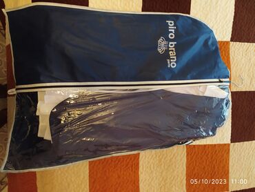 Kostyumlar: 1 defe toyda geyinilib ( beylik kostyum şalvarı olub ) 52 razmer Türk -da lalafo.az — 2 Kostyumlar: 1 defe toyda geyinilib ( beylik kostyum şalvarı olub ) 52 razmer Türk — 2