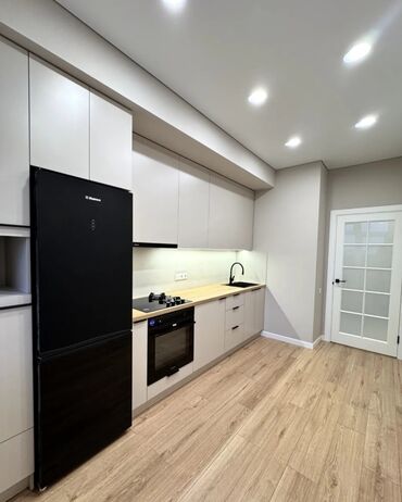 карасаева 103: 1 комната, 43 м², Элитка, 8 этаж, Дизайнерский ремонт