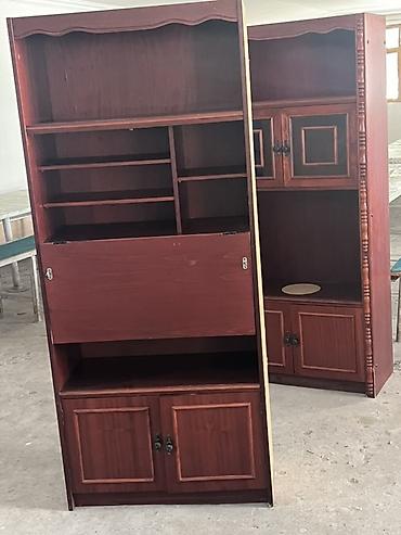 islenmis vitrin polkalar: İki bölməli taxta vitrin/kitab şkafı dəsti - Material: ağac/taxta — 3