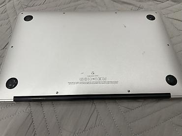 macos: Apple MacBook Air 11" - Корпус из алюминия, серебристый цвет - Экран — 2