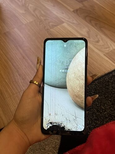 tecno spark 10c qiymeti: Samsung Galaxy A12, цвет - Черный, Битый