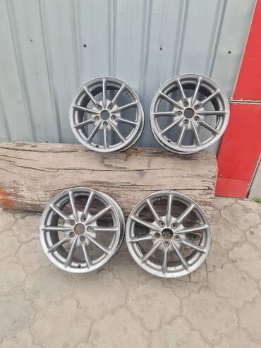 Диски: Литые Диски R 17 Honda, Комплект, Б/у at lalafo.kg Диски: Литые Диски R 17 Honda, Комплект, Б/у