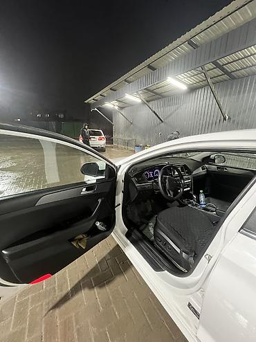 Hyundai: Hyundai Sonata: 2017 г., 2 л, Автомат, Газ, Седан — 9