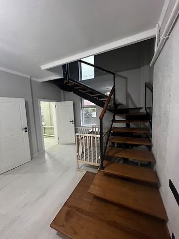 Продажа домов: 6 комнат и более, 200 м², 5 соток, Бишкек, Ак-Ордо ж/м Агентство недвижимости — 5
