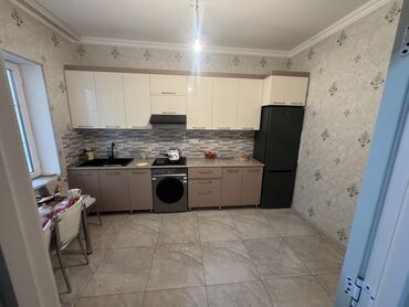 Sifarişlə mətbəx mebeli: Ev masazir goz klinikasinin yaninda yerlesir. Öz şəxsi evimdir. Sənədi — 1