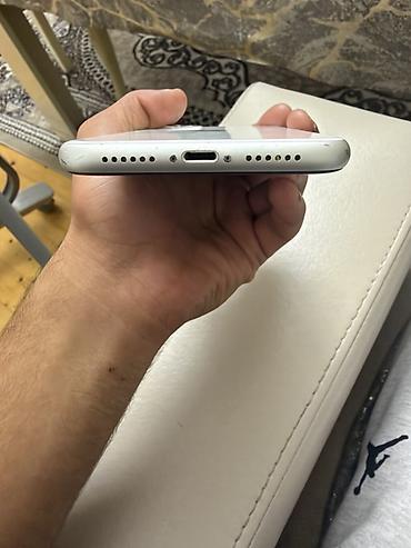 ayfon ekrani: IPhone 11, 64 GB — 6