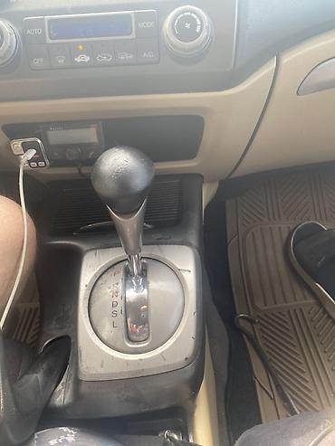 honda element: Honda Civic: 2008 г., 1.3 л, Автомат, Гибрид, Седан — 5
