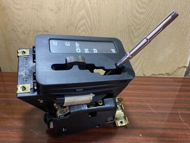 ручка кпп: 1) Кулиса 5 ступка w210-w140 5-я электронная. 4500 2) Ручка акпп 1500