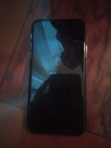 дед мороз на лестнице: IPhone X, 64 ГБ, Черный