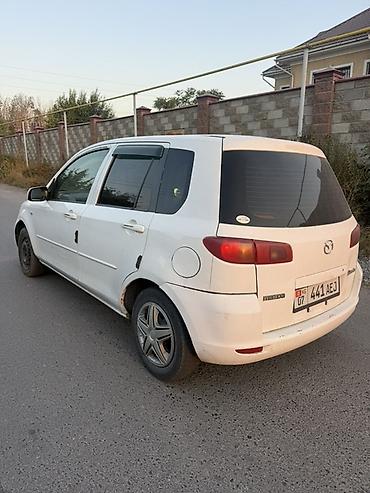 chek it: Mazda Demio: 2003 г., Автомат, Бензин, Хэтчбэк — 4