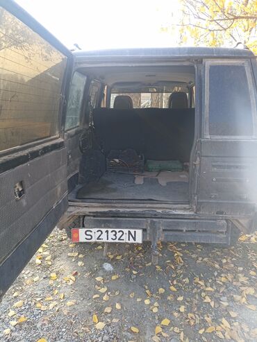 Isuzu: Isuzu Trooper: 1990 г., 3 л, Автомат, Бензин, Внедорожник — 4