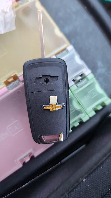 flip 4: Складной автоключ-брелок для Chevrolet - Форм-фактор: раскладной ключ — 2