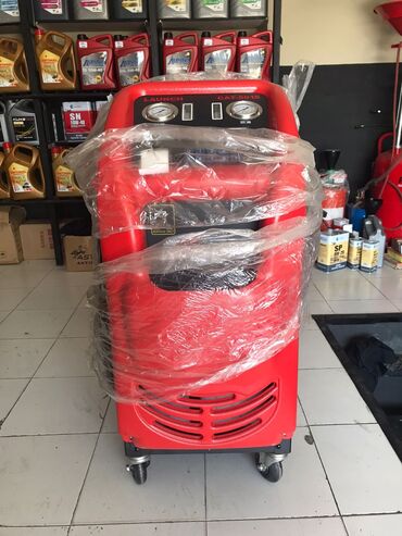 Soyuducu vitrinləri: Launch cat 501s aparati satilir 2400 manat.Yenidi islenmeyib.Karopka