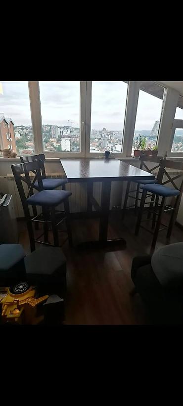 ormaric za kljuceve ikea: Šank sto sa četiri barske stolice - Set se sastoji od kvadratnog šank — 1