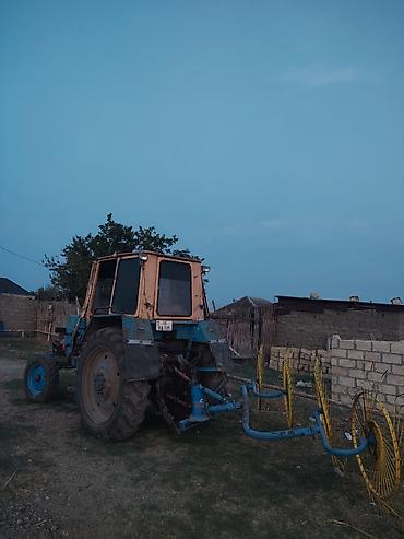 Коммерческий транспорт: MTZ Belarus tipli mavi traktor, Kənd təsərrüfatı Hamsı bir yerdə — 4