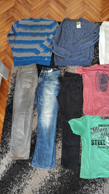 Majice: Ide sve sa slika za 3000 — 6