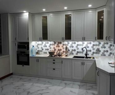 стеклянные перегородки в ванную комнату: Кухонный гарнитур на заказ