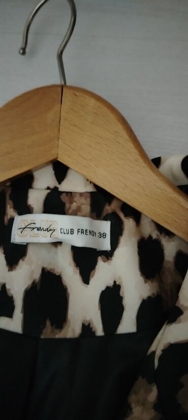 Ostala ženska odeća: Prodajem garderobu svoju I od svoje dece. Za cene pišite. Pozzz — 13