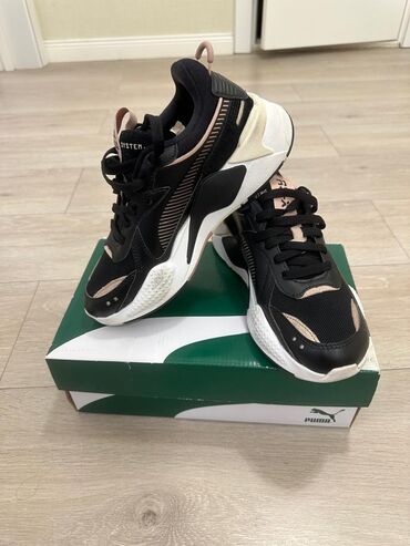 женские кроссовки puma cell: Кроссовки, 37.5, Puma, Новый, цвет - Черный, Бесплатная доставка