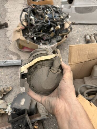 Другие автозапчасти: Запчасти для Mitsubishi space gear — 81