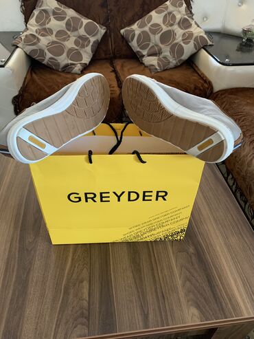 Krasofkalar və idman ayaqqabıları: GREYDER100% İçindəki altlığı dəri, bağları dəri, qırağ tikilişi dəri -da lalafo.az — 8 Krasofkalar və idman ayaqqabıları: GREYDER100% İçindəki altlığı dəri, bağları dəri, qırağ tikilişi dəri — 8