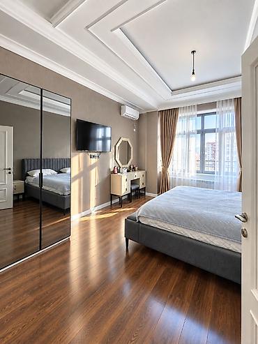 Продажа квартир: 3 комнаты, 104 м², 7 этаж — 4