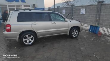 обмен на малолетражку: Представляем внедорожник Toyota Highlander, выполненный в