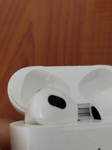 eirpods: Apple AirPods (3-cü nəsil) naqilsiz qulaqlıqlar tamamı ilə səsi — 5