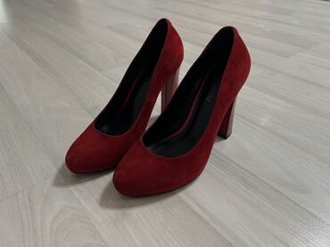 вечерняя обувь: Туфли, 36, Dreamstan, Колдонулган, түсү - Кызыл, Өзү алып кетүү